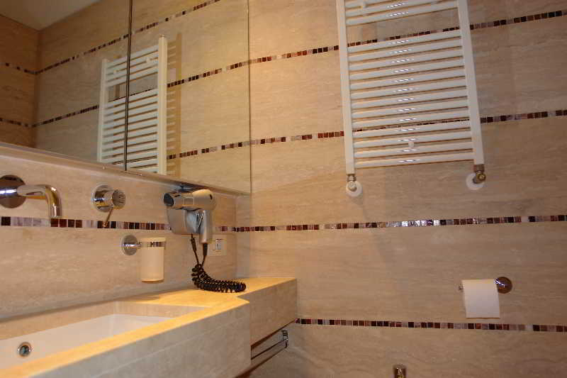 Residenza Zanardelli Bed & Breakfast Roma